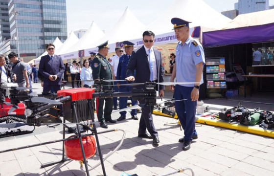 Онцгой байдлын байгууллага шинэ төрлийн гал унтраах дрон, роботыг олон нийтэд танилцууллаа