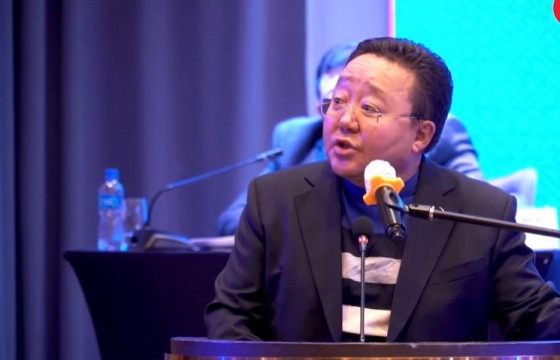 Ардчилсан нам хяналтаа Ц.Элбэгдоржид бүрэн алдлаа