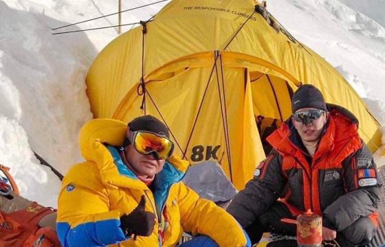 Эверестийг зорьсон 31 настай Л.Пүрэвсүрэнгийн цогцсыг 8400 метр өндрөөс олжээ