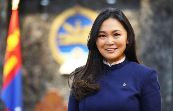 КРАНДУУЛЖ САЙД БОЛСОН Ч.НОМИН УИХ-ЫН ГИШҮҮН ШИГ ТАЙЛАН ТАРААХ НЬ ЮУНЫ УЧИР ВЭ