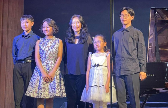 Консерваторийн сурагч О.Нандин анхны бие даасан тоглолтоо өчигдөр хийлээ