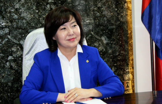 Д.САРАНГЭРЭЛ: Би сонгуульд нэр дэвших хүсэлтээ өгөөгүй