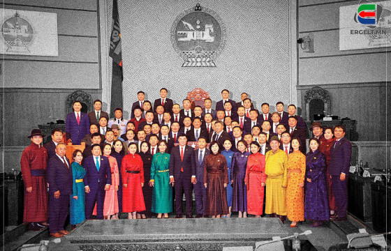 МОНГОЛЫН ТӨРД БИЗНЕС ЭРХЛЭГЧ 