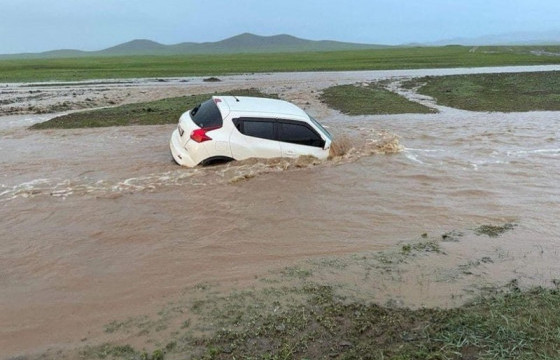 Баталгаат зам, гүүрээр зорчихыг анхааруулж байна