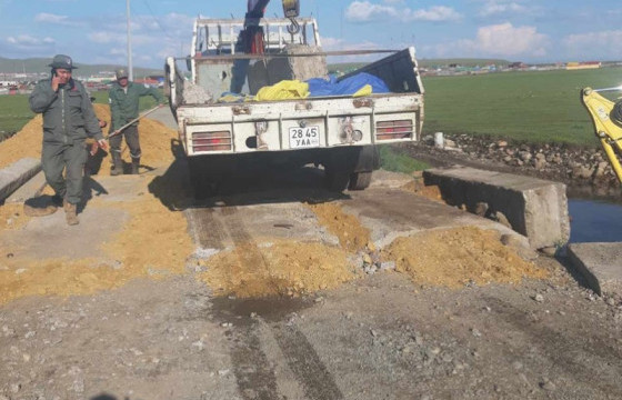 Хонхор тосгоны арын гүүрийг өргөтгөн шинэчиллээ