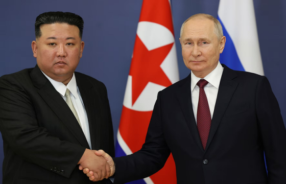 ОХУ-ын Ерөнхийлөгч Владимир Путин Хойд Солонгост айлчилж байна