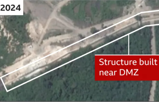 Хойд Солонгос хилийн хана барьж эхэлжээ