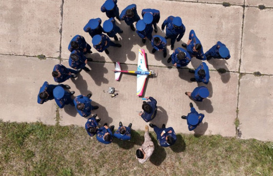 Нисгэгчгүй нисэх төхөөрөмжийн оператор-нисгэгч бэлтгэх сургалт эхэллээ