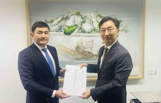 БНСУ-д суух Элчин сайд С.Сүхболд Итгэмжлэх жуух бичгийн хуулбараа гардуулав