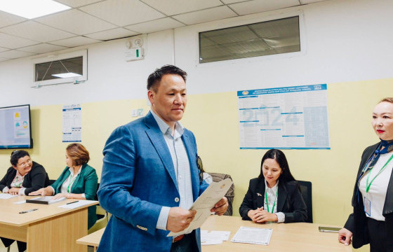  Н.НОМТОЙБАЯР: Иргэд өөрчлөлтийг хийх өдөр гэж ухамсарлаж, саналаа өгч байгааг хараад урам зориг орж байна