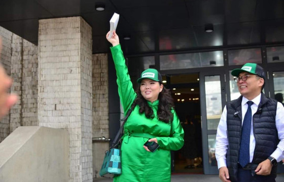 М.Нарантуяа: ИЗНН хамтарсан Засгийн газарт орохгүй. Сөрөг хүчнийхээ байр сууриар ажиллана