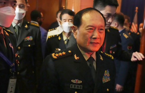 Хятадын Коммунист нам авлигын хэрэгт холбогдсон Батлан хамгаалахын сайдуудаа цаазалжээ