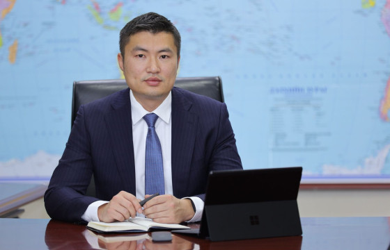 Нийслэлийн Засаг даргын орлогчоор Н.Мандуул, Л.Хосбаярыг томиллоо