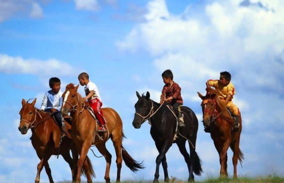 Хурдан морины  унаач хүүхдийг долдугаар сарын 10, 11, 12-ны өдрүүдэд бүртгэхгүй