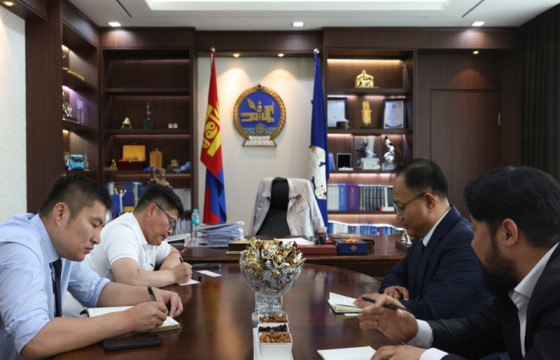 Нийтийн тээврийн цахим төлбөрийн системийг нийслэлд шилжүүлэн авах асуудлыг “Тmoney” компанитай хэлэлцэнэ