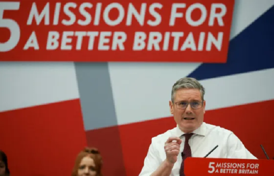 Их Британийн сөрөг хүчний удирдагч Кейр Стармер Ерөнхий сайд болжээ