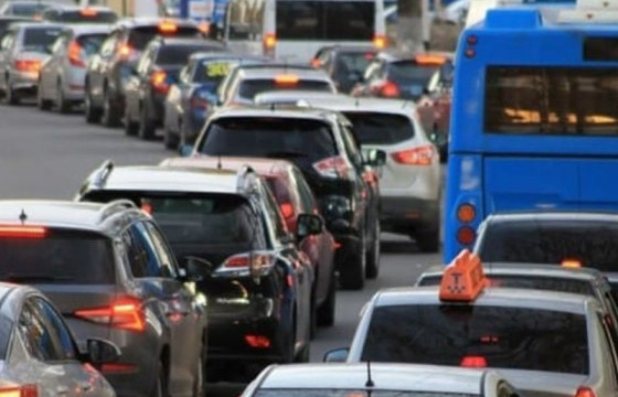 Хотоос гарах замын хөдөлгөөний ачаалал эрс нэмэгдэж байна