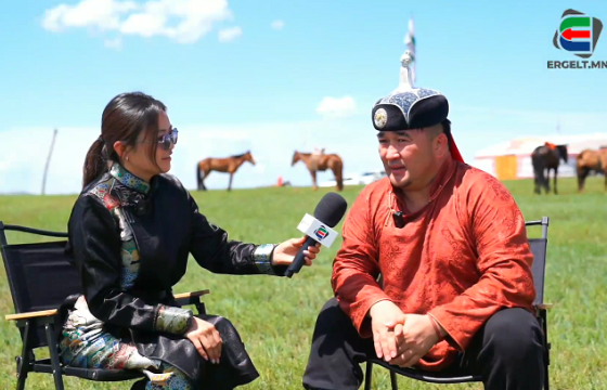 С.ГАЛ-ЭРДЭНЭ: АДУУН СҮРГИЙН МАНЛАЙ ХУРДАН АЗАРГАНЫ УРАЛДААНД НАНДИН ХОНГОР АЗАРГАА ТҮРҮҮЛГЭЛЭЭ