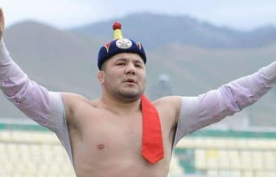 УЛСЫН ЗААН Б.СЕРИК: Баян-Өлгий аймгийн бөхчүүд маань бүгд уначихлаа