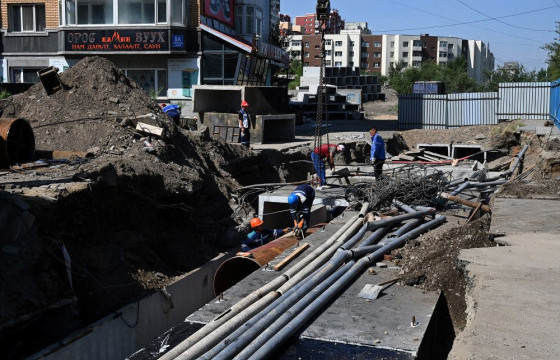 Саппорогийн аюулгүйн тойргоос 25 дугаар эмийн сан хүртэлх дулааны шугамыг өргөтгөн шинэчилж байна