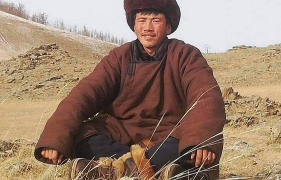 М.Энхтайван: Адуундаа яваад сураггүй болсон дүүг минь эрлийн багийнхан долоо хоног хайгаад олсонгүй