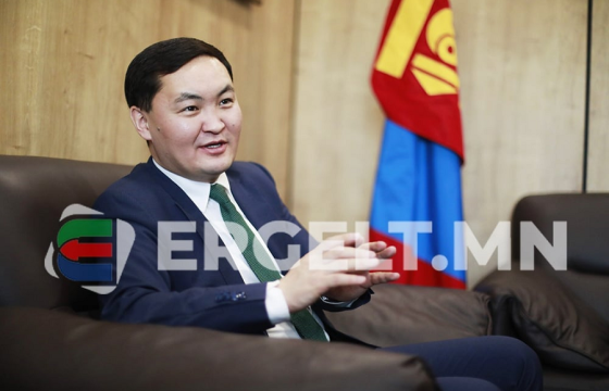 ХУУЛЬ ЗҮЙ, ДОТООД ХЭРГИЙН ЯАМНЫ ТНБД-ААР ТОМИЛОГДОХООР ЯРИГДАЖ БАЙГАА Ч.ӨНӨРБАЯР ГЭЖ ХЭН БЭ