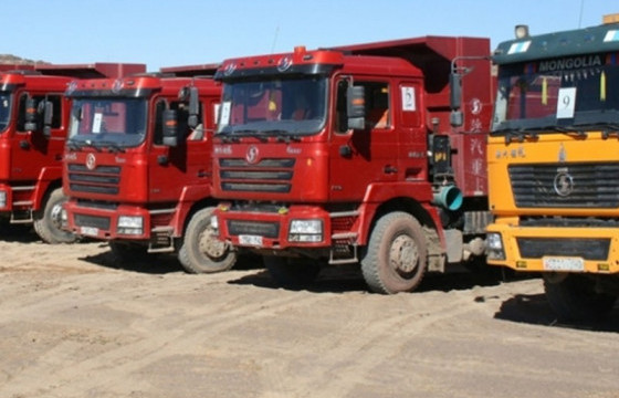 Замын-Үүдээс даац хэтрүүлэн зөвшөөрөлгүй тээвэр хийвэл ес хүртэл сая төгрөгийн торгуультай