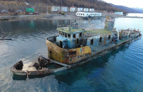 Хөвсгөл нуурт живсэн 11 техникийг нуурын 33.1-171 метрийн гүнээс татан гаргалаа