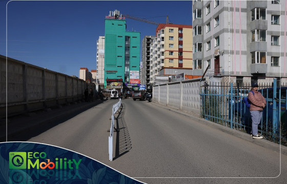 “Нарантуул” худалдааны төвийн хойд талд авто зам болон явган хүний зам шинээр барина