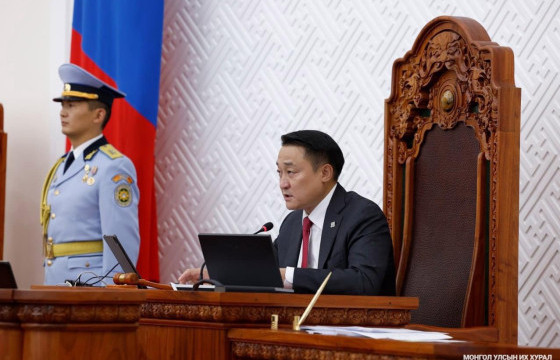 УИХ-ын дарга Д.Амарбаясгалан байнгын ажиллагаатай парламент үүссэний 34 жилийн ойн мэндчилгээ дэвшүүлэв