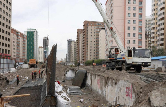 Сэлбэ голын голдирлыг тэлж, түшиц хана барих ажил 60 хувьтай үргэлжилж байна