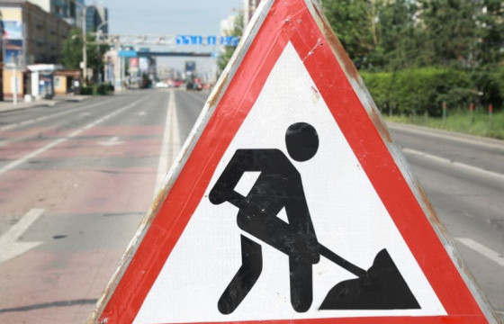 Дөрвөн байршилд зам засварын ажил үргэлжилж байна