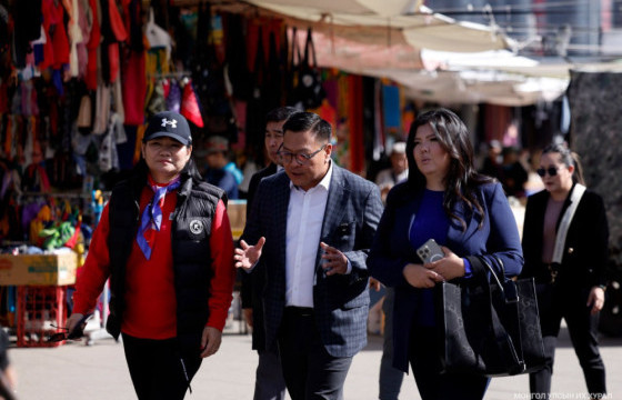 УИХ-ын гишүүд нийслэлийн томоохон зах, худалдааны төвүүдэд ажиллав