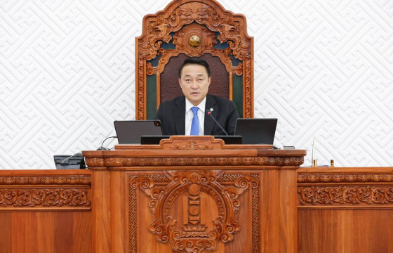 Д.АМАРБАЯСГАЛАН: УИХ-ЫН ДАРГЫН ХУВЬД ХУУЛИЙГ ЧАНАРЖУУЛАХАД АНХААРЧ АЖИЛЛАНА