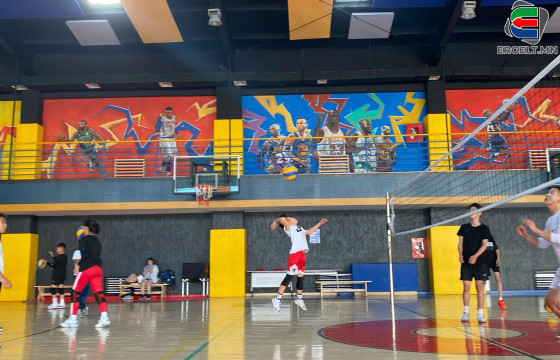 ВОЛЕЙБОЛЫН ЛИГИЙН ТАМИРЧИН БОЛОХ МӨРӨӨДЛӨӨР ЖИГҮҮРЛЭГЧИД