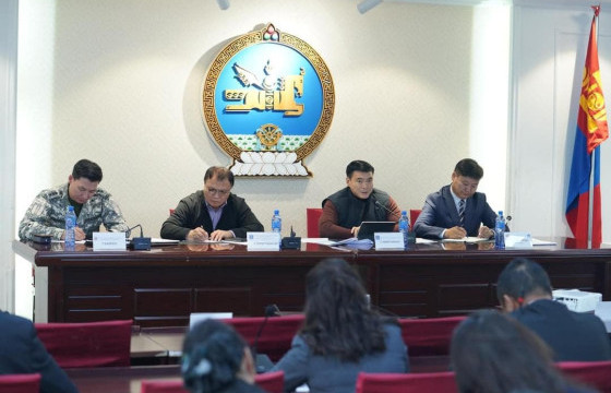 УОК: Хүчтэй салхи шуурга, үер ус, гал түймрийн гамшигт өртсөн Өвөрхангай аймгийн зарим сумдын айл өрхөд гэр олгоно