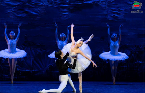 ҮЗЭСГЭЛЭНТ ОДЕТТА