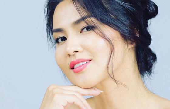 Б.Хулан: Намайг зөвхөн хошин урлагийн жүжигчин гэж ойлгох нь өрөөсгөл шүү