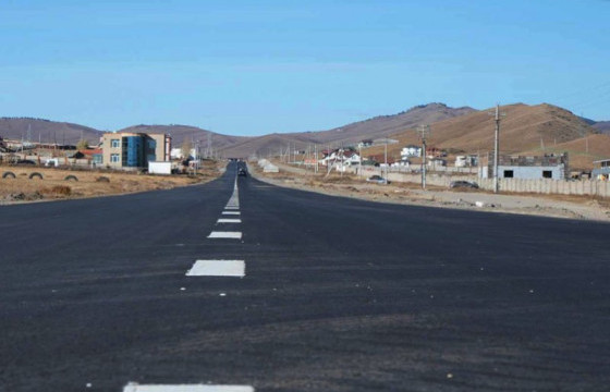 Тахилтын уулзвараас Найрамдал зуслан чиглэлийн авто замыг шинэчлэх ажил үргэлжилж байна