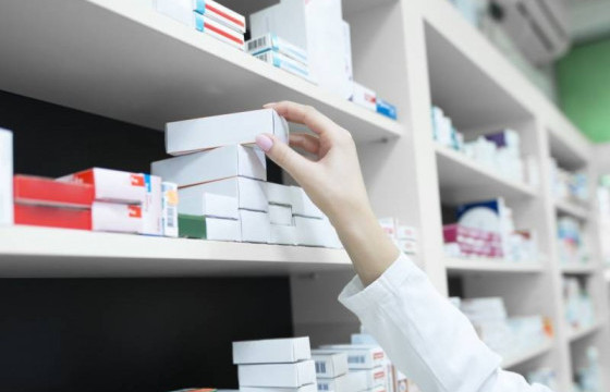 ЭМЯ: 1100 гаруй эмийг жоргүйгээр эмийн сангаас хэвийн олгож байна