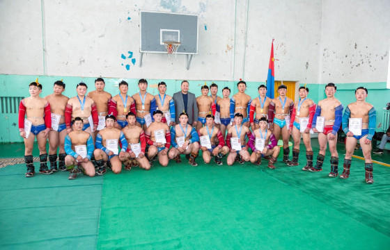 Залуучуудын үндэсний бөхийн улсын аварга шалгаруулах барилдаан болно