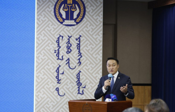 УИХ-ын дарга Д.Амарбаясгалан Шүүхийн ерөнхий зөвлөлд ажиллаж байна