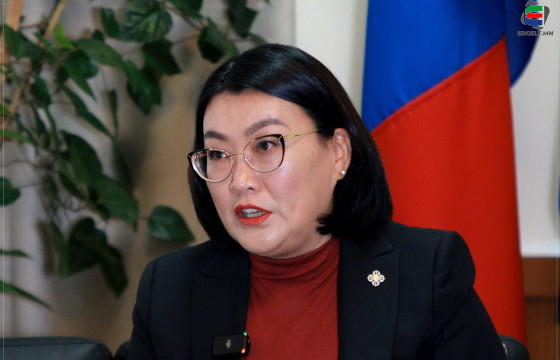 А.АРИУНЗАЯА: ХӨДӨЛМӨРИЙН ХӨЛСНИЙ ДООД ХЭМЖЭЭГ НЭМЭГДҮҮЛЭХ НЬ ЖИЖИГ АЖ АХУЙН НЭГЖҮҮДИЙГ ДАМПУУРУУЛАХ ЭРСДЭЛТЭЙ