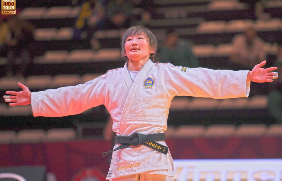 Л.Сосорбарам, Г.Наранцэцэг нар жүдо бөхийн цэргийн дэлхийн аварга боллоо