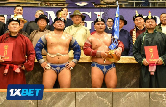 “Чингис хаан” цомыг Улсын харцага Э.Даш хүртлээ