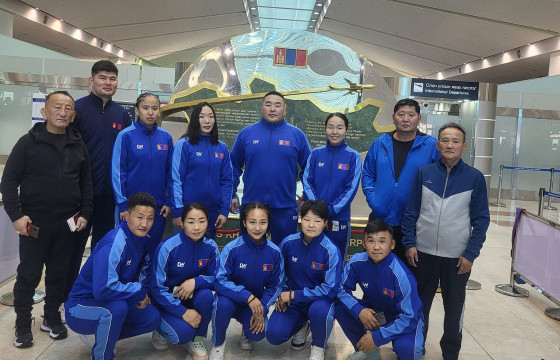 Самбочид дэлхийн аваргад мордлоо