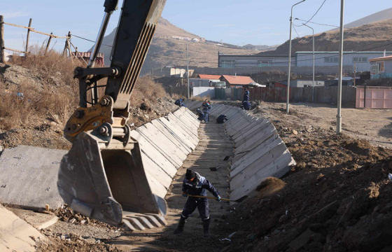 Ганц худгийн аманд 150 метр үерийн хамгаалалтын сувгийг шинэчилж, гурван хэсэгт ус хуримтлуулах сан барина