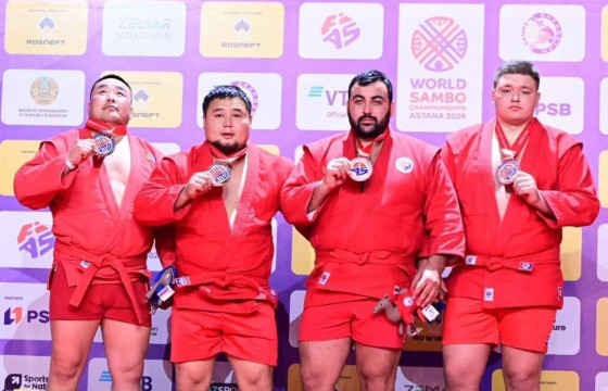 Самбочид дэлхийн аваргаас мөнгө, хүрэл медаль авлаа