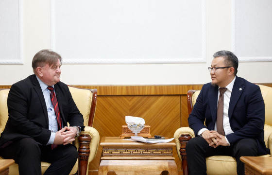 Монгол-Польшийн парламентын бүлгийн гишүүд элчин сайд Кшиштоф Бойкотой уулзлаа