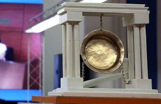 ХӨРӨНГИЙН ЗАХ ЗЭЭЛ ХӨГЖИЛ ДАЛЛАНА 